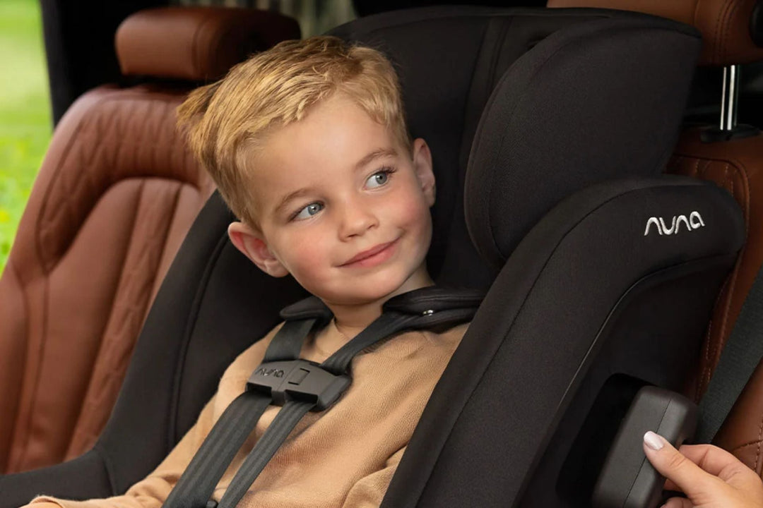 When can a baby face forward in a car seat?