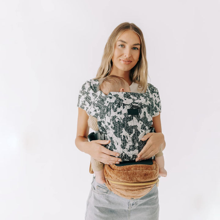 Snug Hip Seat Hands-Free Attachment