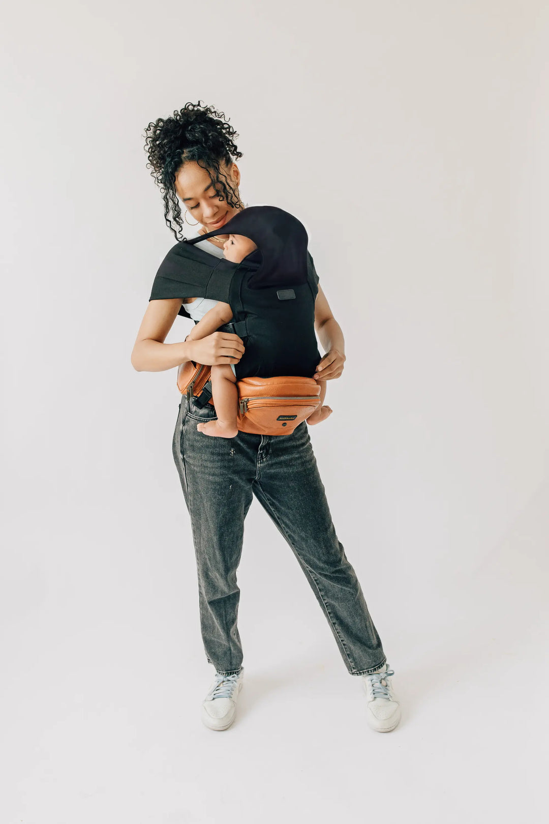 Snug Hip Seat Hands-Free Attachment