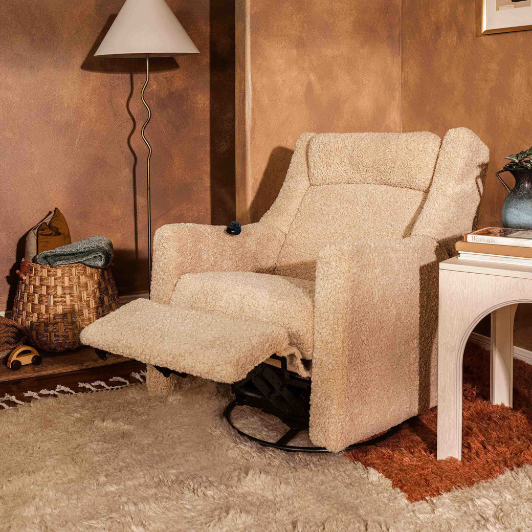 Kiwi Deluxe Power Recliner and Swivel Glider with Heat and Massage