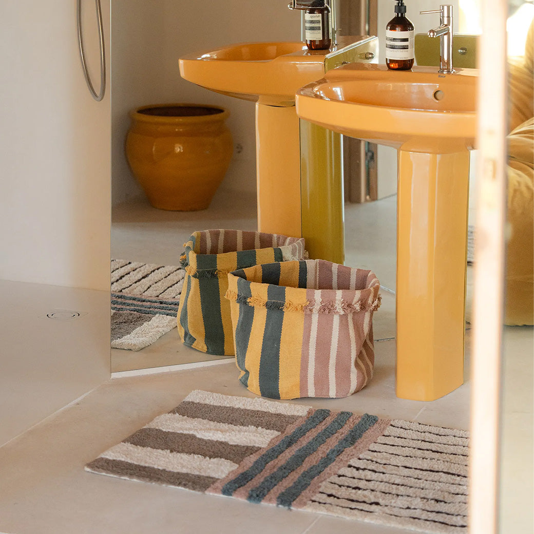 Color On Bath Washable Rug