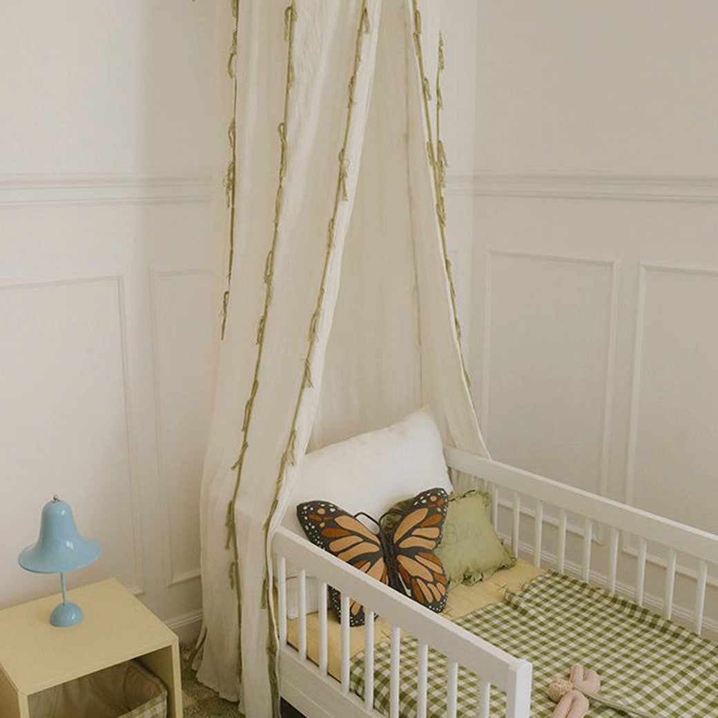 Swan Crepe Canopy
