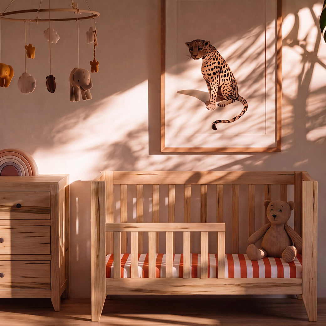 Mira Crib