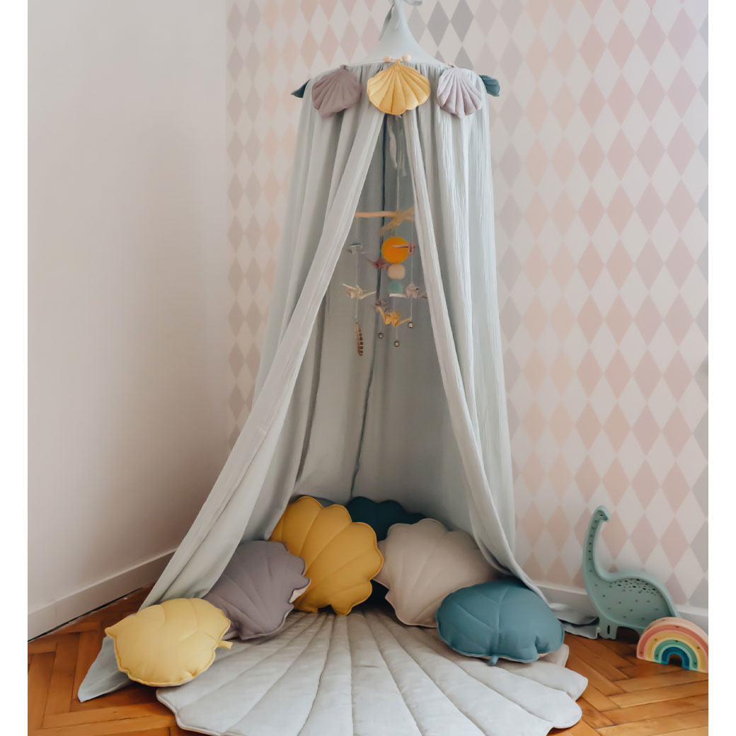 Linen Shell Pillow