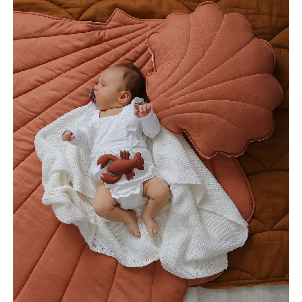 Linen Shell Pillow