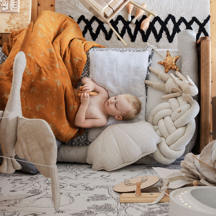 Linen Shell Pillow