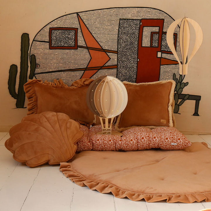 Round Mat with Frill