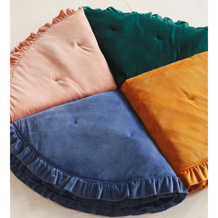 Round Mat with Frill