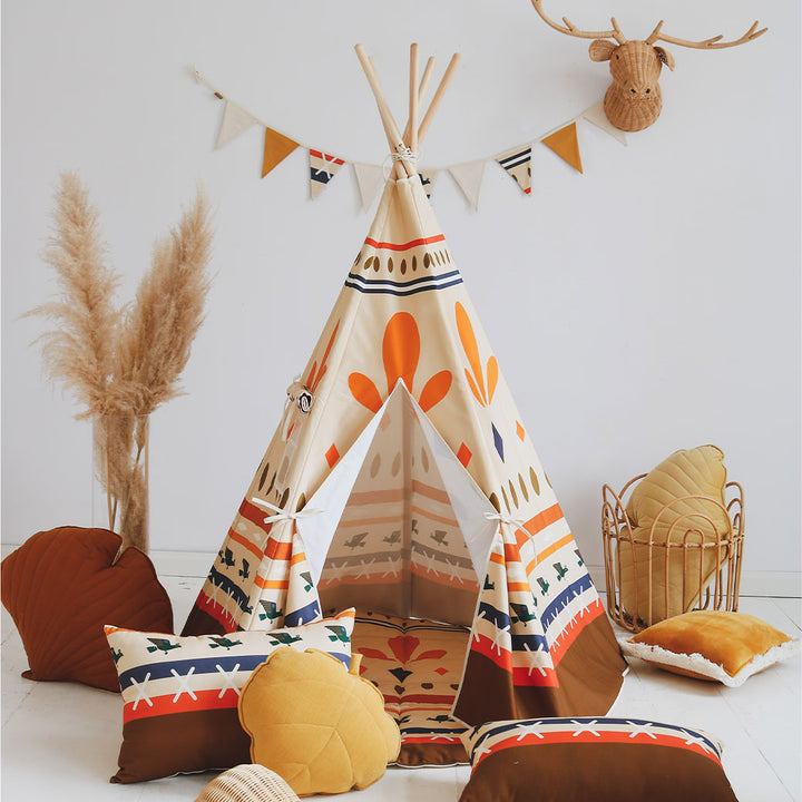 Teepee Tent with Pattern and Mat Set