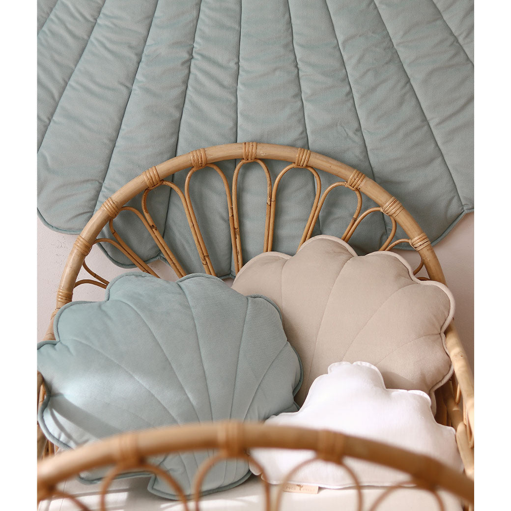 Velvet Shell Mat
