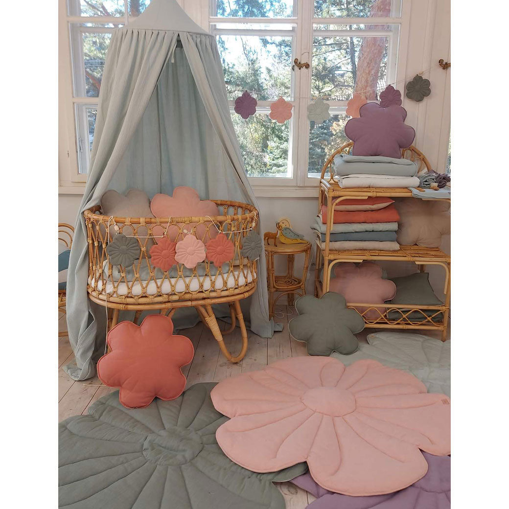 Velvet Flower Mat