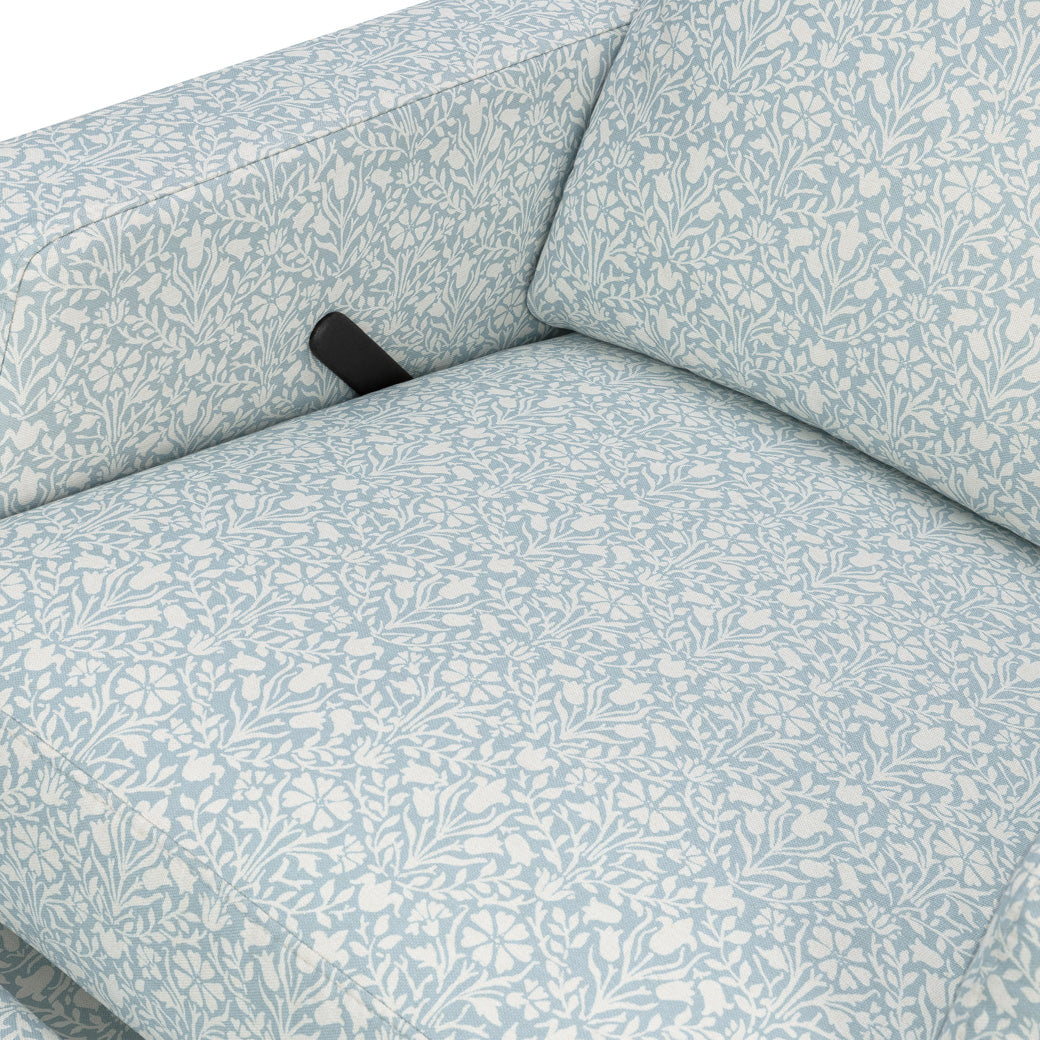 Crewe Recliner & Swivel Glider