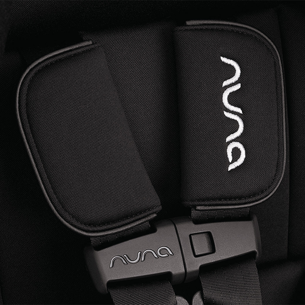 LUMN Harness FR-Free Booster Seat