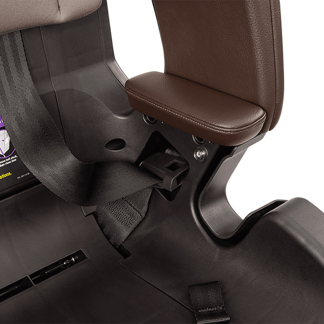 LUMN Harness FR-Free Booster Seat