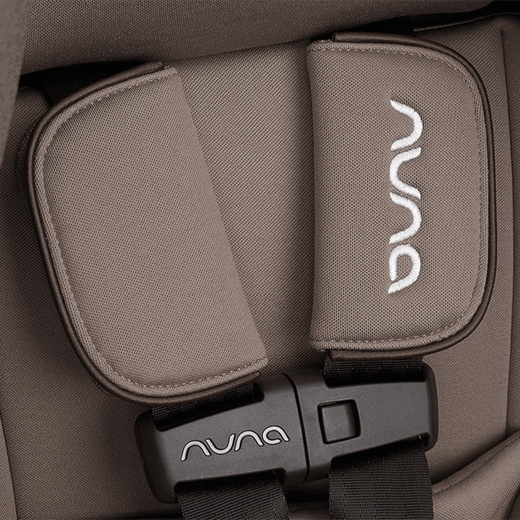 LUMN Harness FR-Free Booster Seat