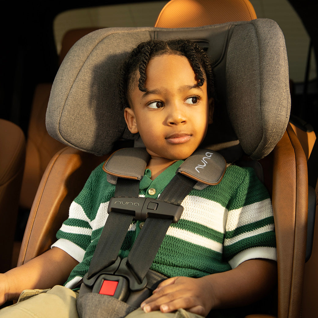 LUMN Harness FR-Free Booster Seat