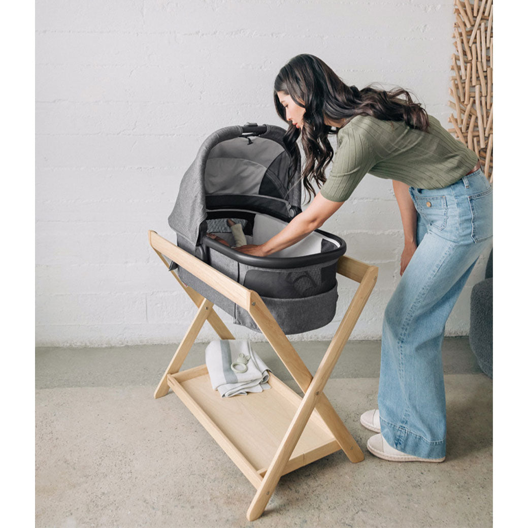 Bassinet Stand