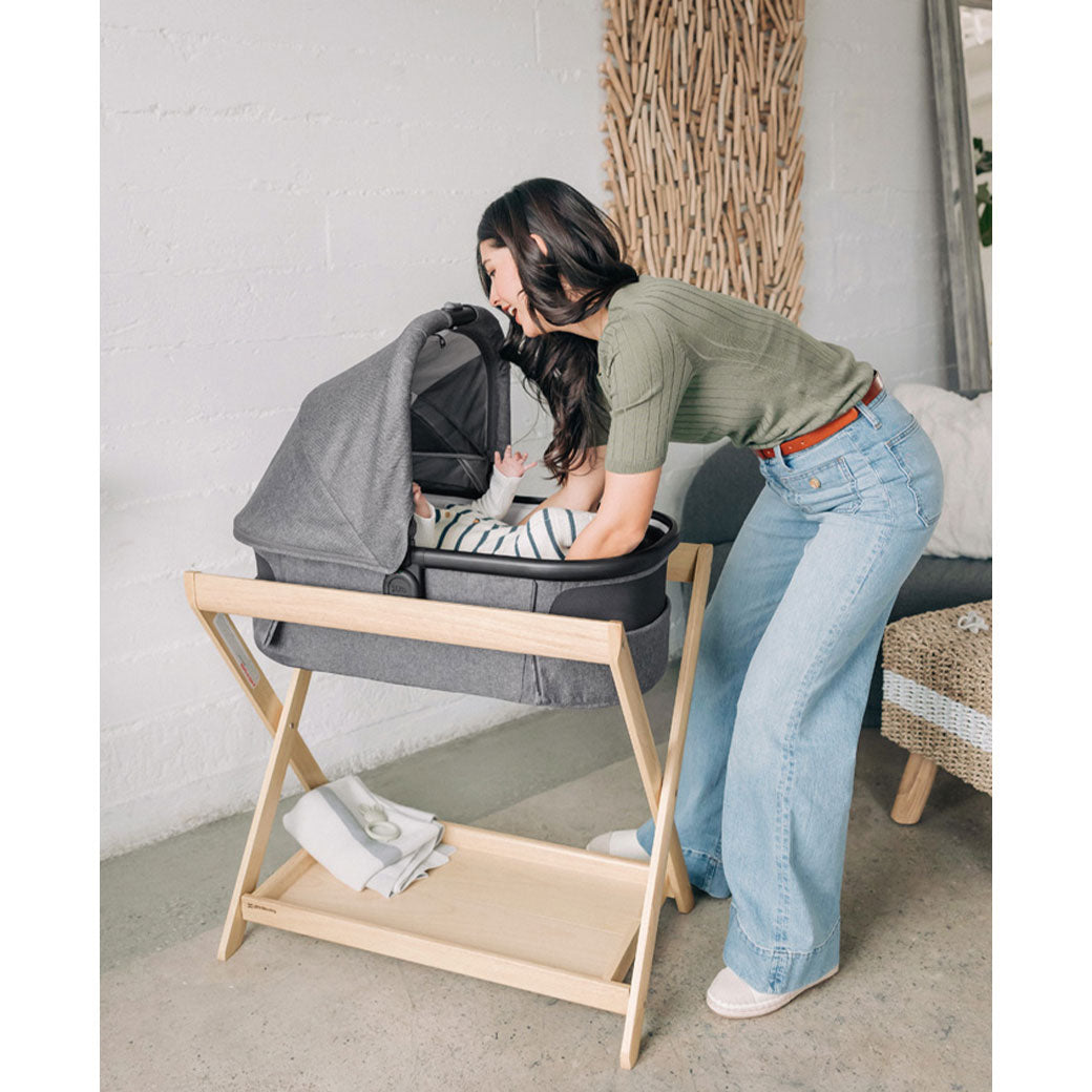Bassinet Stand