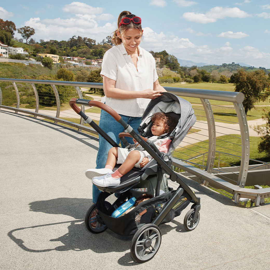 Cruz V3 Stroller + Aria V2 Travel System