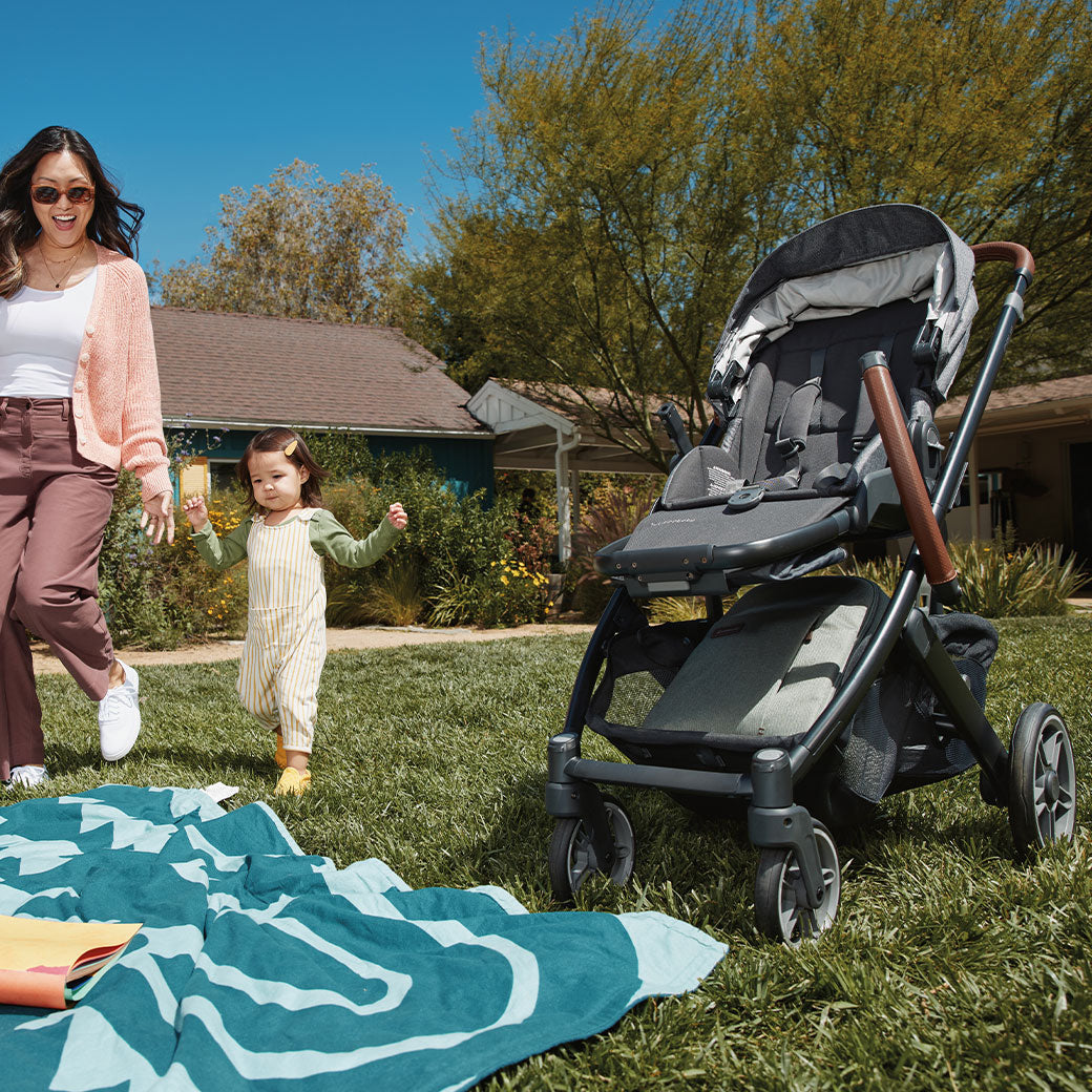 Cruz V3 Stroller