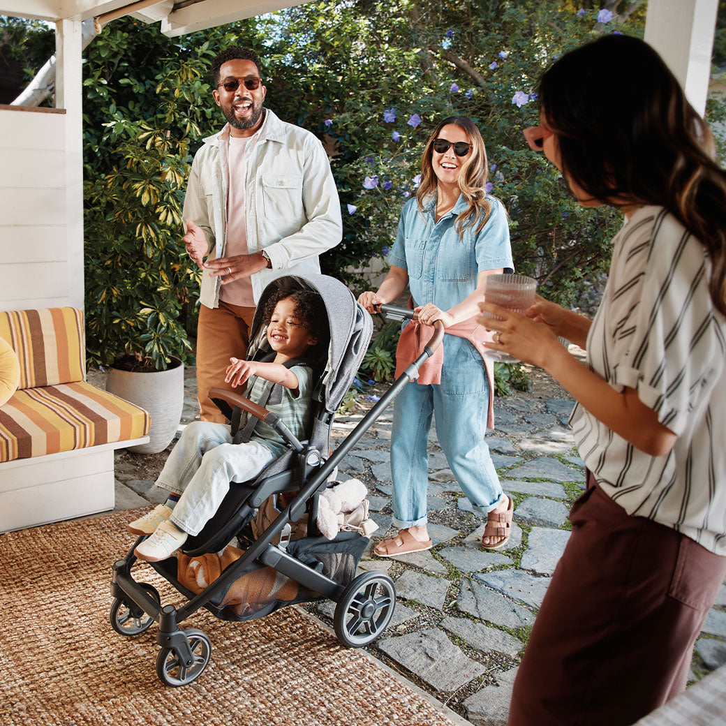 Cruz V3 Stroller