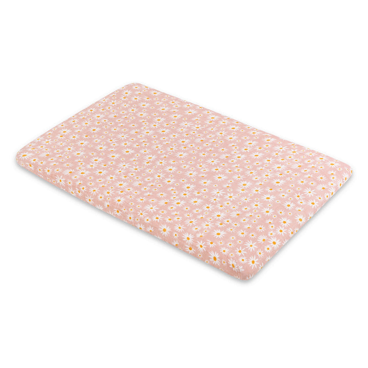 Full view of the Babyletto All-Stages Bassinet Sheet In GOTS Certified Organic Muslin Cotton in -- Color_Daisy