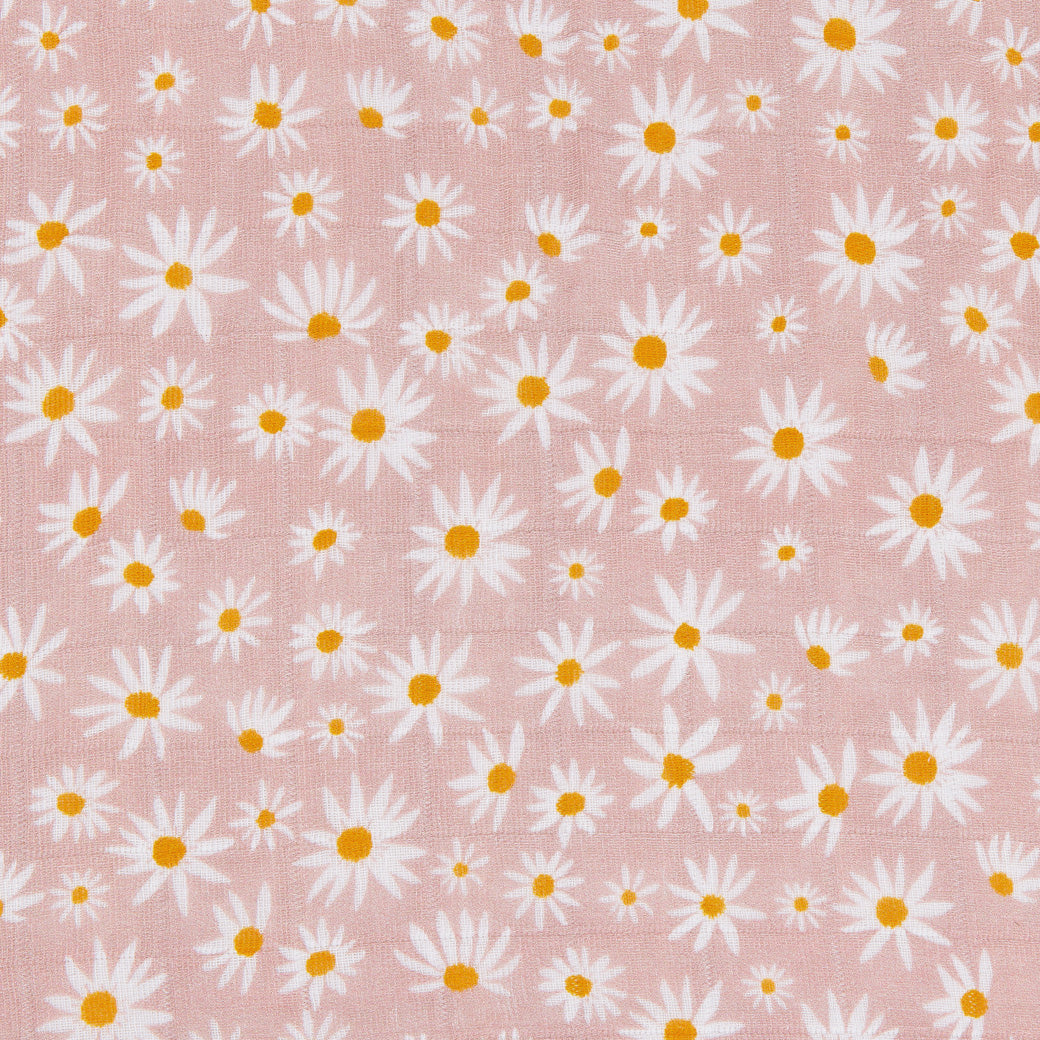 Closeup of the material of Babyletto's Quilt In 3-Layer GOTS Certified Organic Muslin Cotton in -- Color_Daisy