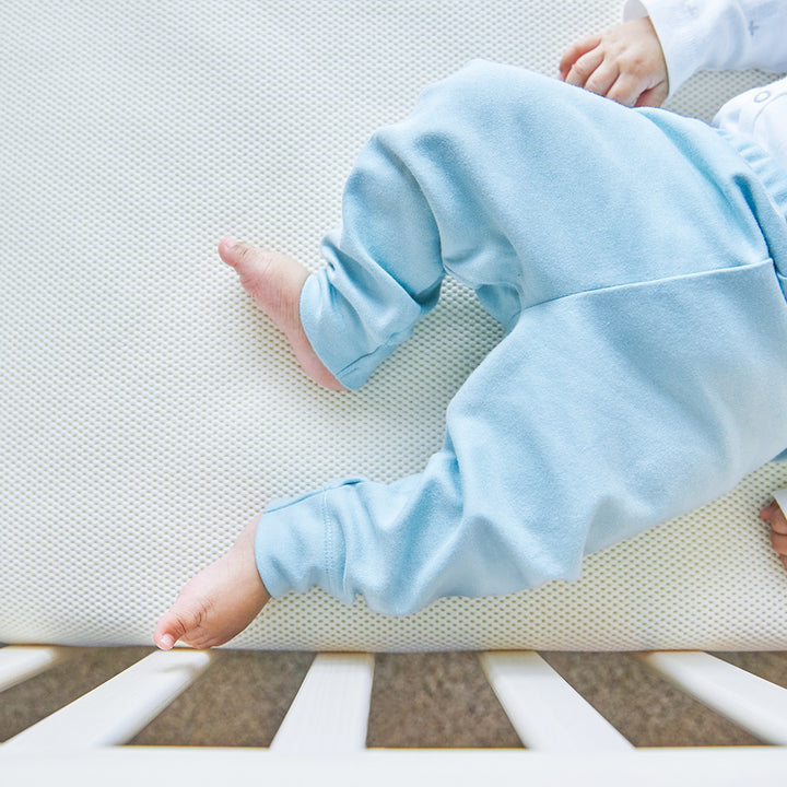 Organic Breathable Mini Crib Mattress