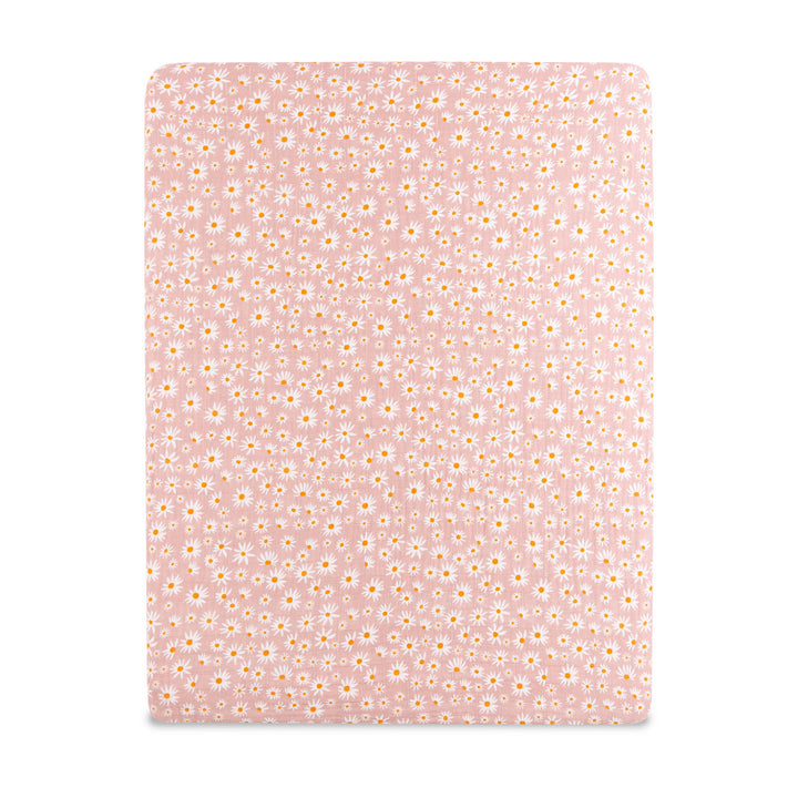 Front view of Babyletto's All-Stages Midi Crib Sheet In GOTS Certified Organic Muslin Cotton in -- Color_Daisy