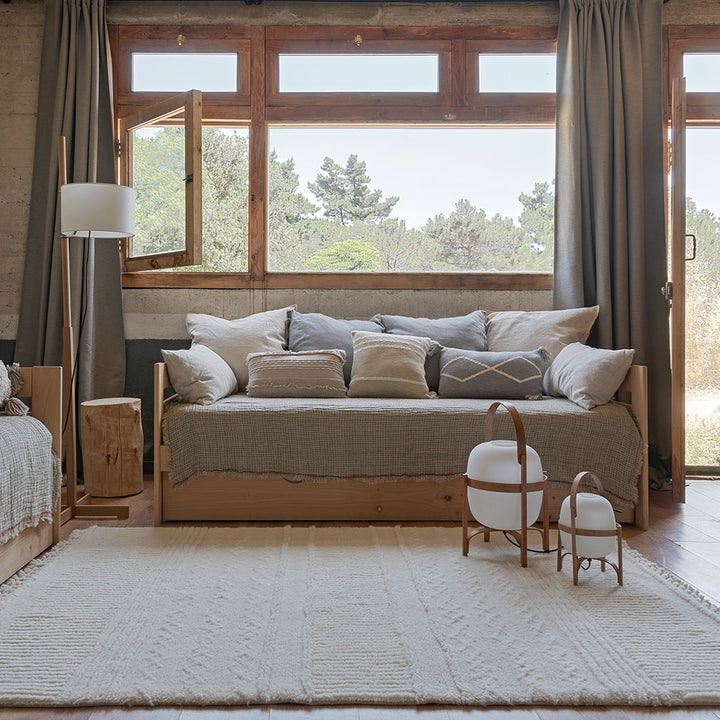 Ari Sheep Woolable Rug